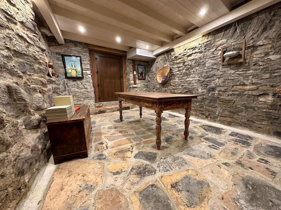 Romantic Home Stone With Amazing View Lake Of Como And Oleandra Laglio Zewnętrze zdjęcie